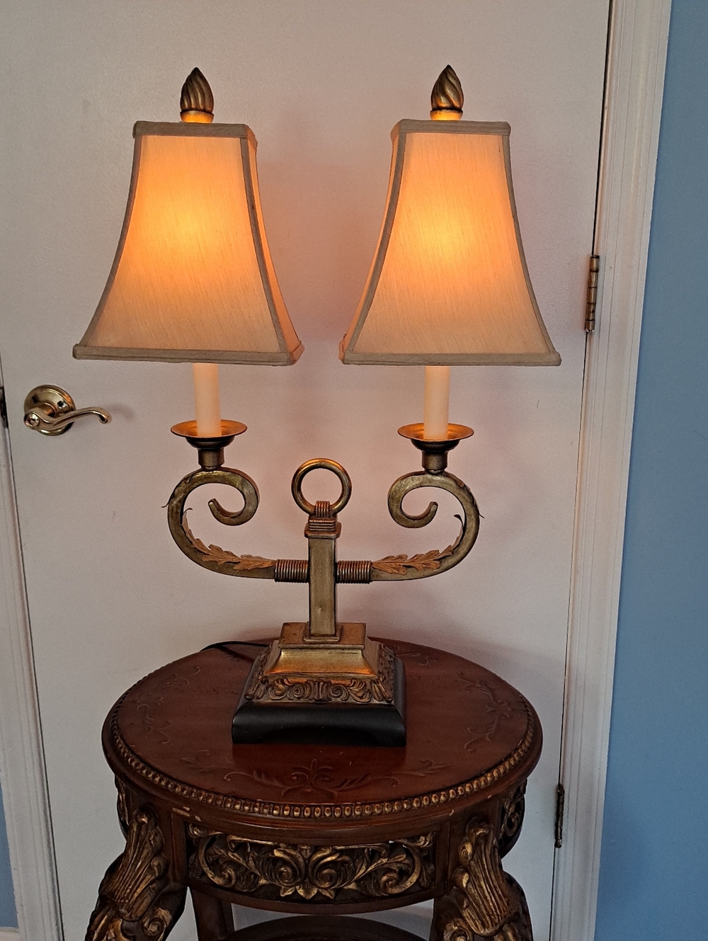 Art Deco VTG Hollywood Regency Twin Toleware Family Heirloom Table Lamp